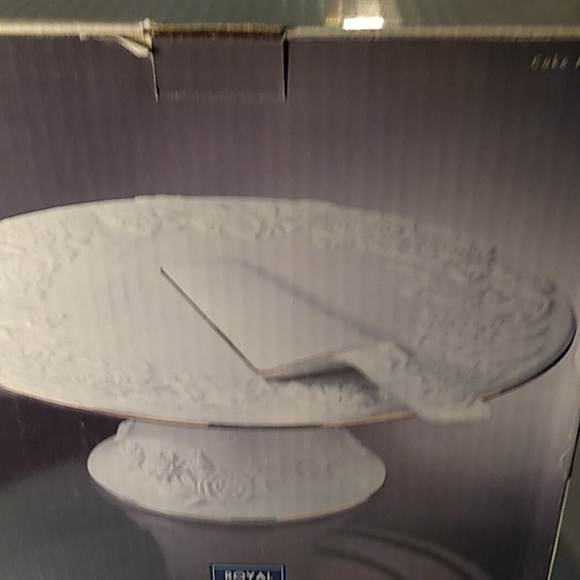 Royal Limited Gold Rose Footed Cake Plate & Server Porcelain - Picture 8 of 10